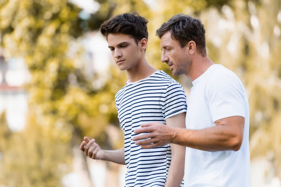 https://cdn.gabb.com/wp-content/uploads/2022/06/father-talking-to-son-950x634.jpeg