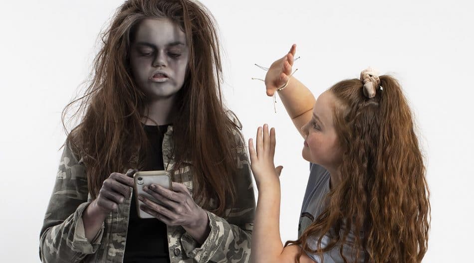 https://cdn.gabb.com/wp-content/uploads/2020/06/ScreenZombie-950x528.jpg