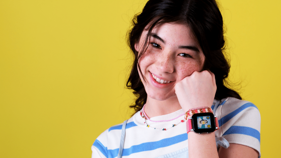 https://cdn.gabb.com/wp-content/uploads/2023/08/Gabb-Watch-3-Hero-Product-Image-Lifestyle1-950x534.png